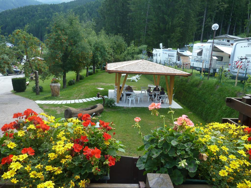 Hotel Pineta Baselga di Pinè Eksteriør bilde
